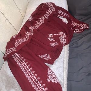 Off the shoulder long sleeve top